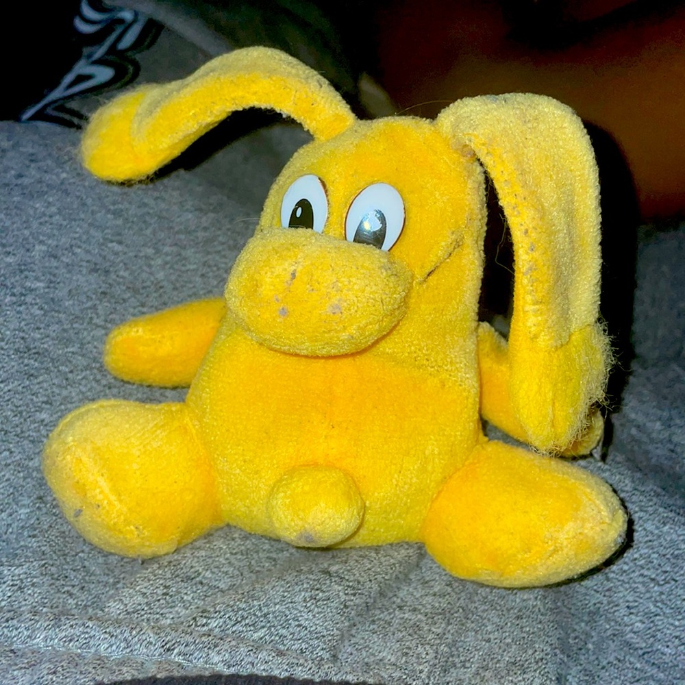 yellow stink vintage toy